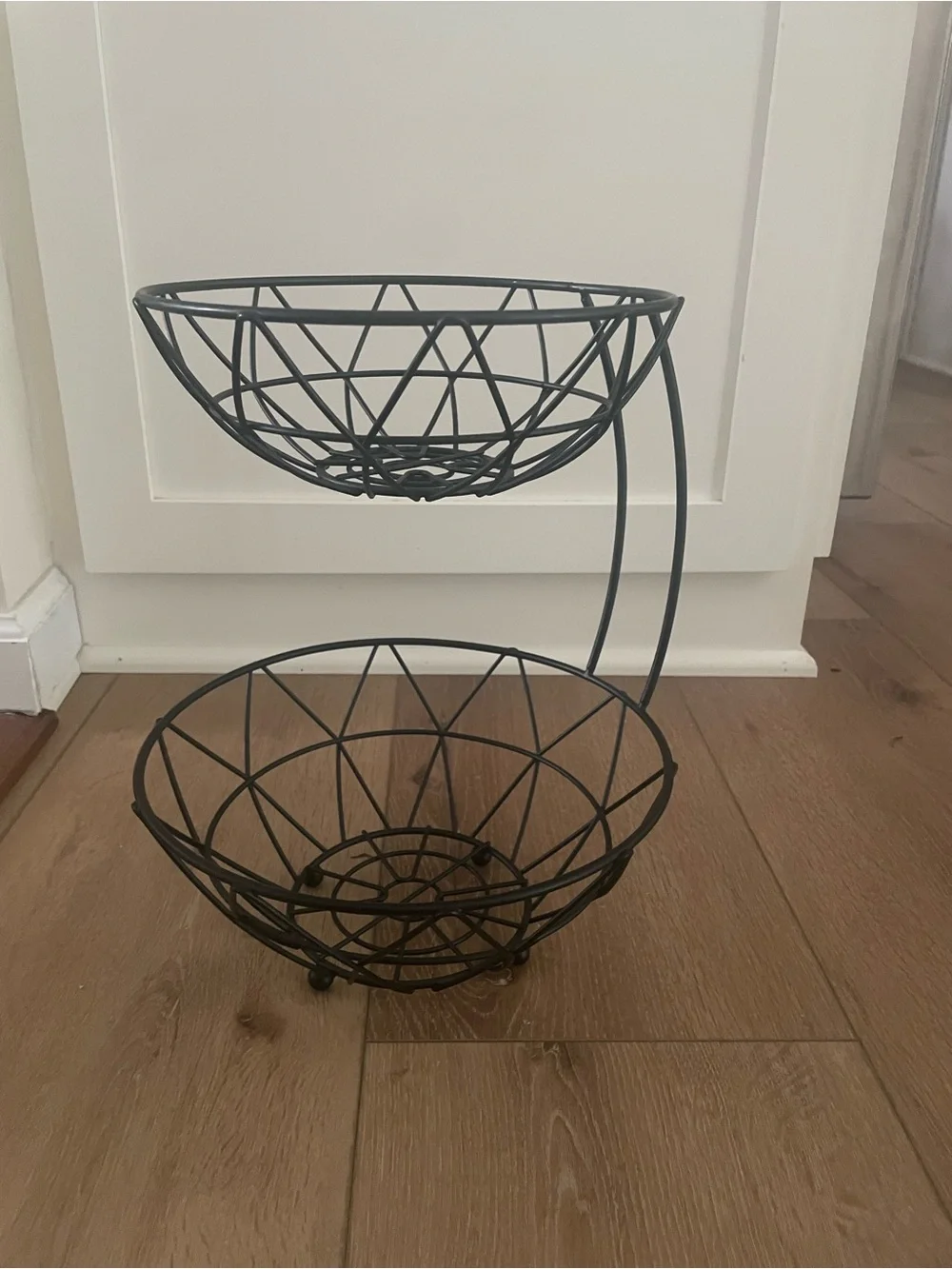 Black Two-Tier Wire Fruit Bowl Stand